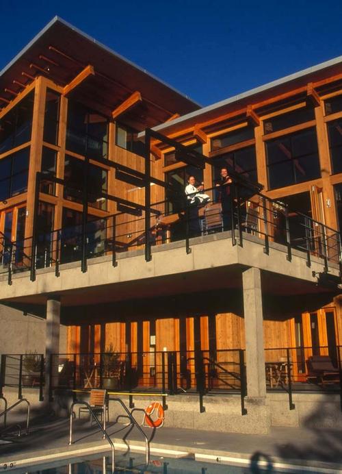 The Brentwood Bay Resort offers relaxed luxury and contemporary West Coast architecture. © Laurence Yeadon-Jones